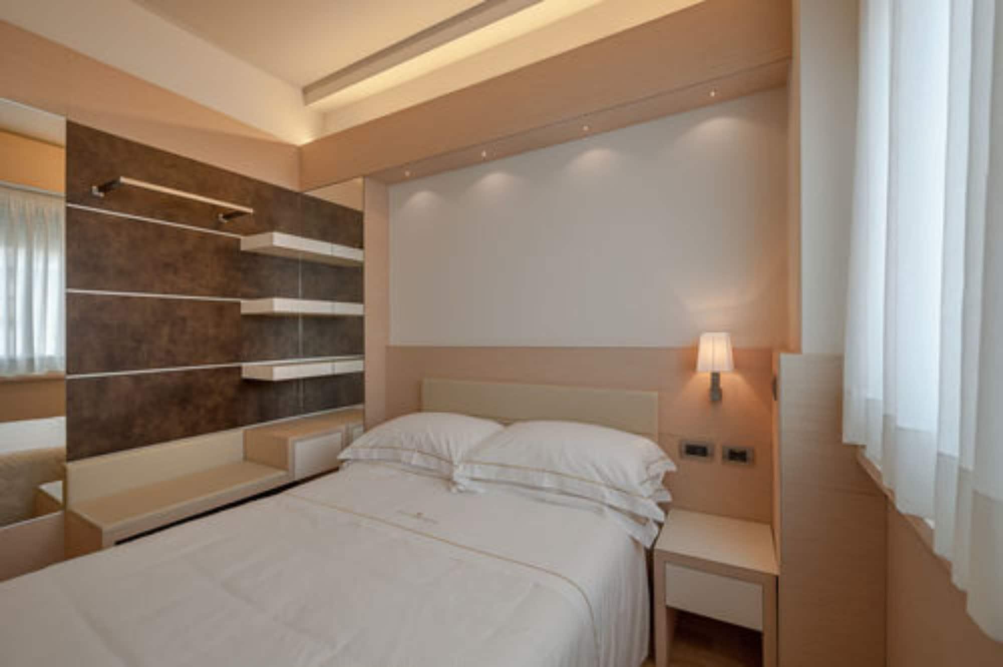 Hotel Ariston Milano Esterno foto