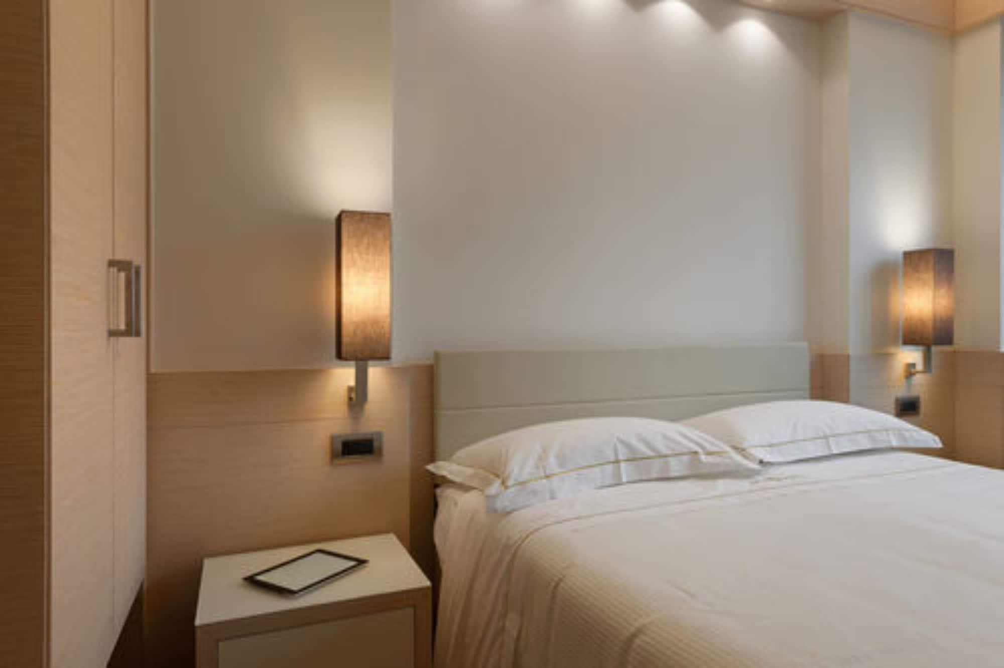 Hotel Ariston Milano Esterno foto