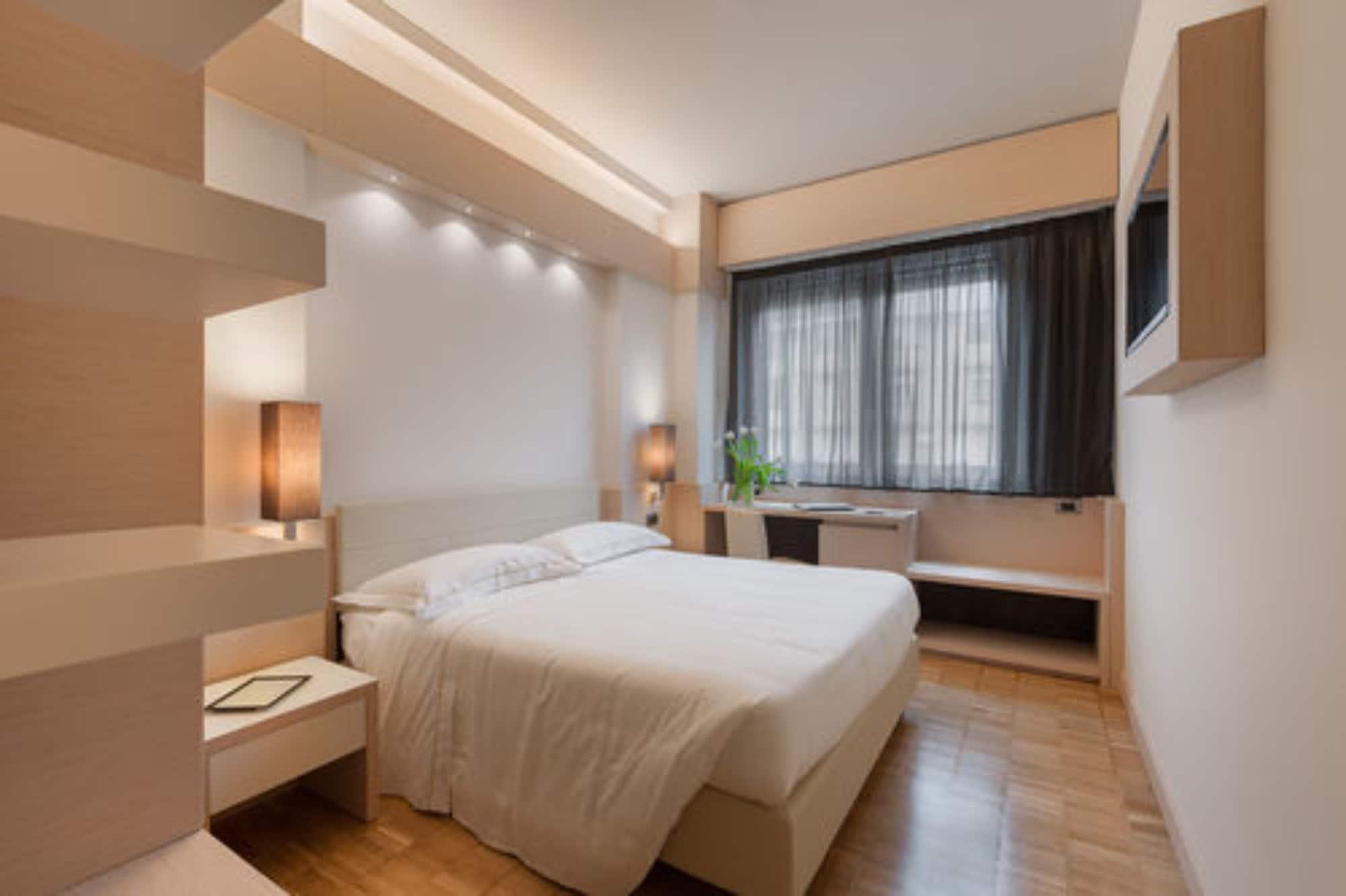 Hotel Ariston Milano Esterno foto