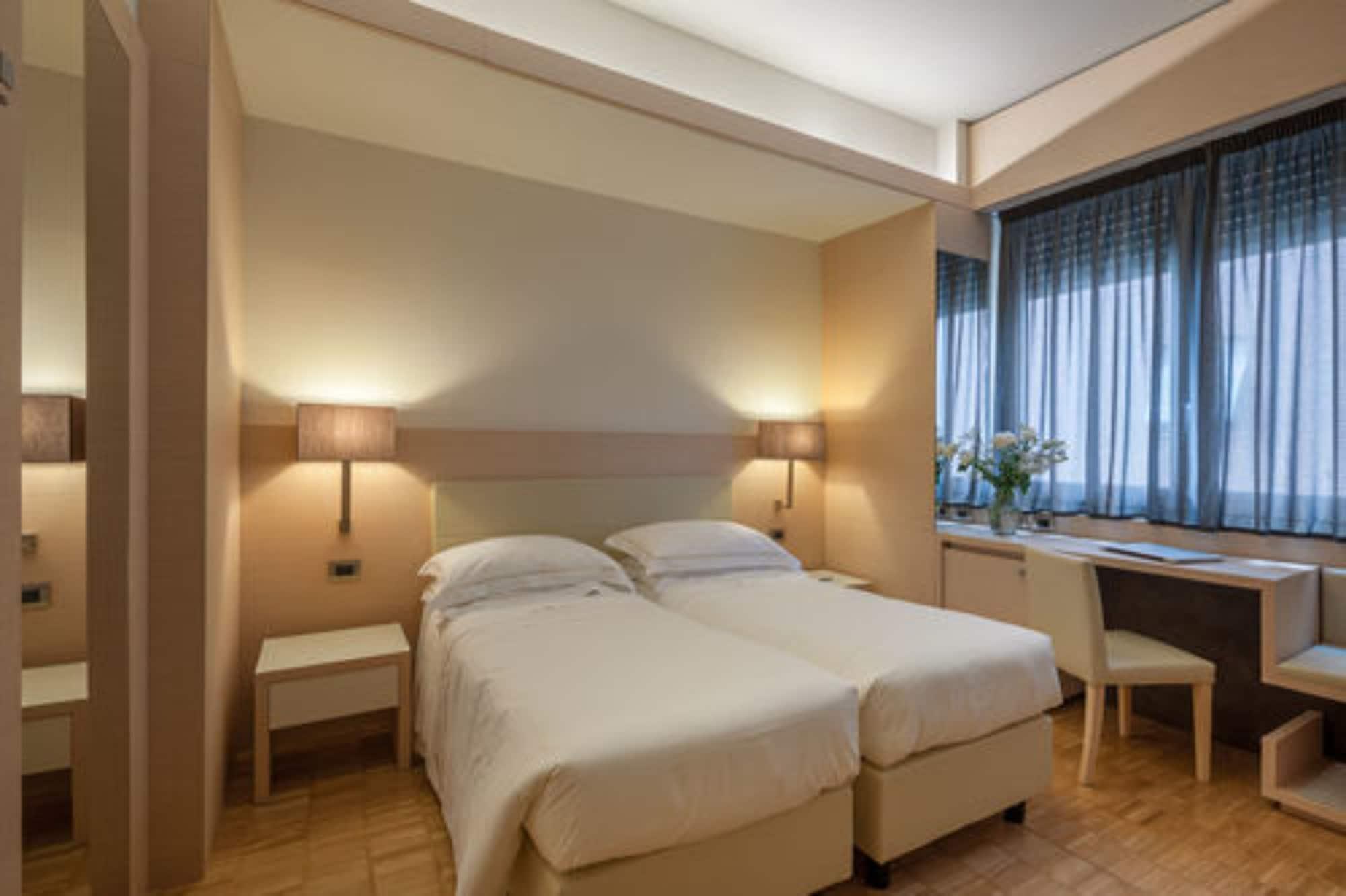 Hotel Ariston Milano Esterno foto